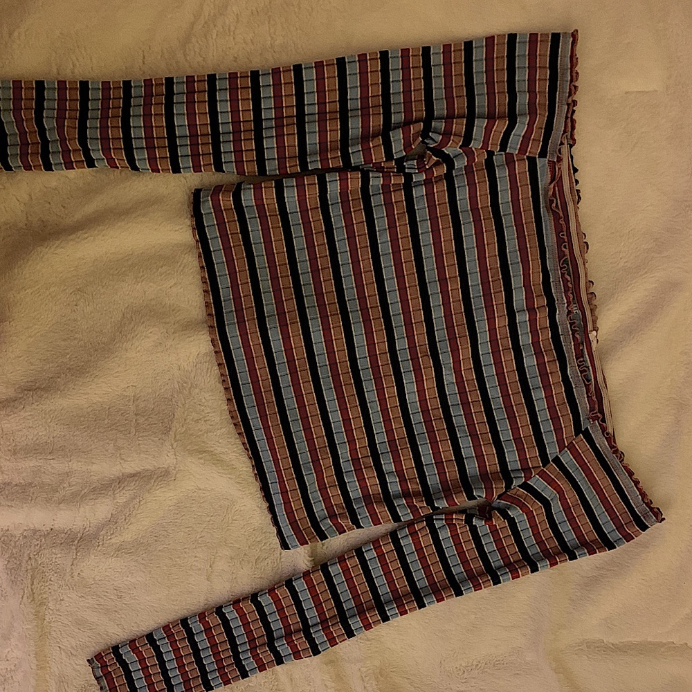 off the shoulder top super stretchy, barely worn!!